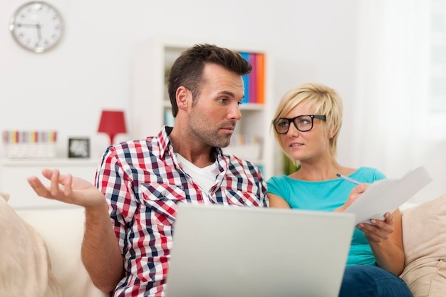 10 signs of a healthy relationship